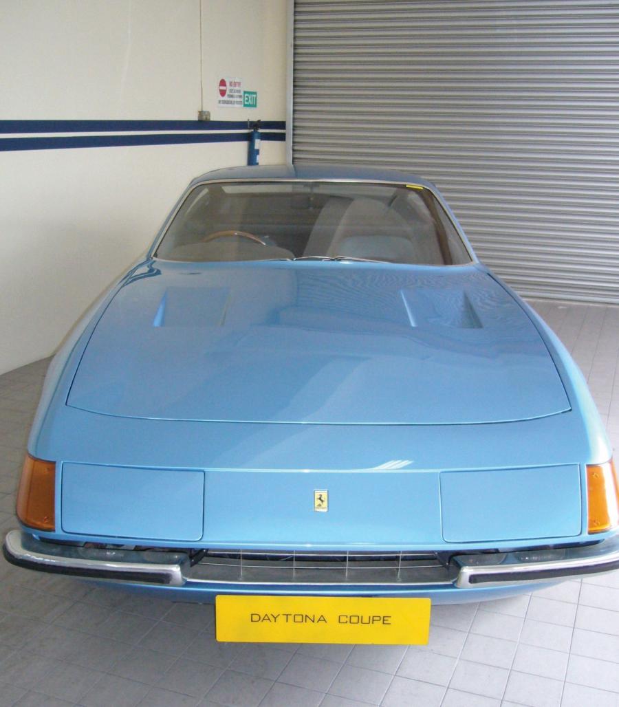  Ferrari 365 GTB/4 Berlinetta 1972 года  (фото 4 из 4)